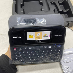 Принтер этикеток Brother PT-D600VP 24 мм (7 фото из 10)