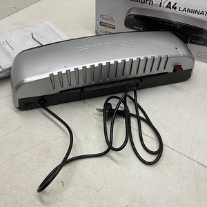 Ламинатор Fellowes Saturn 3i A4 (8 фото из 10)