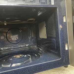 LOT! Samsung MC28H5015AS Mikrolaineahi 28l grill (10 foto / 10)