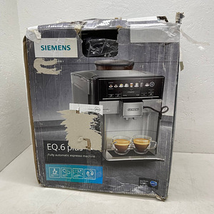 LOT! Automaatne kohvimasin Siemens TE657503DE EQ.6 plus S700 (2 foto / 10)