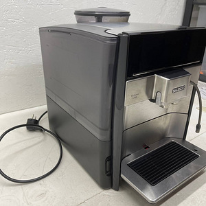 LOT! Automaatne kohvimasin Siemens TE657503DE EQ.6 plus S700 (6 foto / 10)