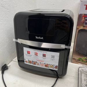 LOT! Tefal Easy Fry Oven & Grill kuumaõhufritüür 11 l (5 foto / 10)