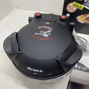 LOT! Ariete 917 pizzaahi, 1200 W (4 foto / 8)