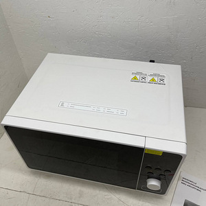 LOT! TOSHIBA mikrolaineahi 23 l, 800 W MM2-AM23PF (7 foto / 10)