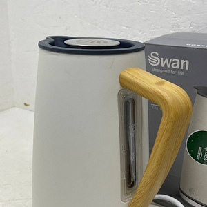 Swan SK14610WHTN Северный чайник, 1,7 л (6 фото из 10)