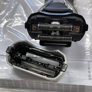 LOT! Panasonic märg/kuiv raseerija ES-RT67 (9 foto / 10)