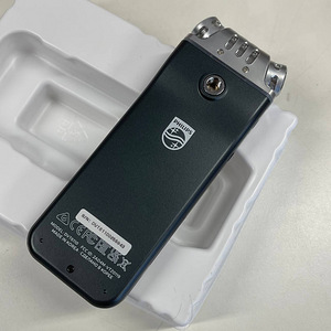 Диктофон Philips Voicetracer Диктофон DVT7110 (9 фото из 10)