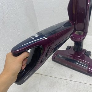 LOT! Juhtmeta Varstolmuimeja Grundig VCH 9930 (9 foto / 10)