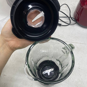LOT! Russell Hobbs Desire Blender 1,5 l (8 foto / 10)