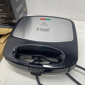Сэндвичница Russell Hobbs 24540, 760 Вт (5 фото из 10)