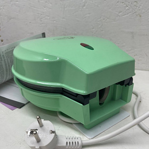 LOT! Pulgakookide masin Bestron ASW238 700 W (9 foto / 10)