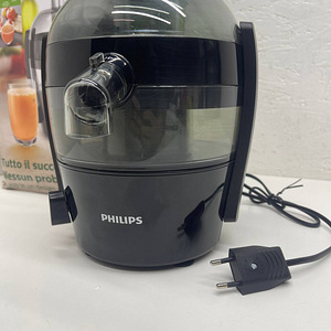 Соковыжималка Philips HR1832/00, 1,5 л, 500 Вт (4 фото из 10)