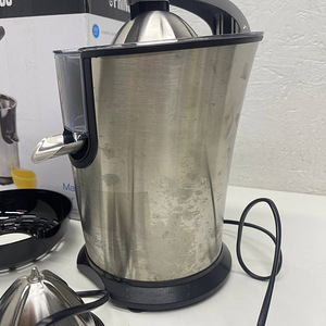 Соковыжималка Princess 201860 Master Juicer Pro 300Вт 0,5л (6 фото из 10)