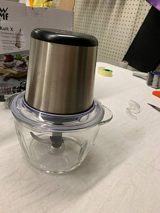 Измельчитель WMF Kult X 1л, 320Вт (4 фото из 7)