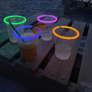 LOT! valgustusega tassid 24tk NEON GLOWING PARTY TAPSID (3 foto / 5)