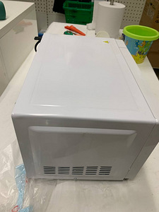 LOT! Mikrolaineahi Panasonic NN-K10JWMEPG Grill 1000W 20L (9 foto / 10)