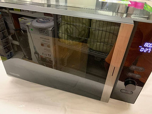 LOT! Toshiba MW-AM20PF 1250-1320 W 20L mikrolaineahi (3 foto / 10)