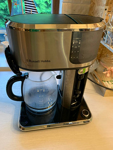 LOT! Filterkohvimasin Russell Hobbs 26230-56 piimavahustaja (2 foto / 8)