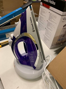 LOT! Jutmeta Triikrauad Russell Hobbs Supreme Steam 2400W (3 foto / 5)