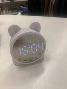 LOT! UUS OEM P1 Mini juhtmeta kõlar kell , valge (3 foto / 3)