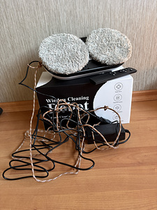 Aknapesurobot (rentimine) (2 foto / 2)