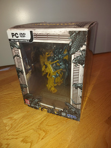 "Alien Colonial Marines" arvutimäng+figuur Limited Edition (2 foto / 4)
