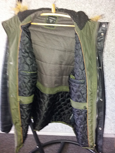 Talvejope GUESS XXL (3 foto / 3)