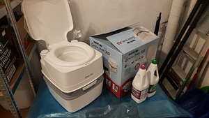 Biotualett Thetford Campa Potti XG + vedelikud (3 foto / 4)