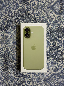 НОВЫЙ IPHONE 17 шалфейно-зелёного цвета (1 фото из 1)