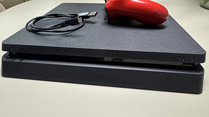 Playstation 4 500 gb (3 foto / 6)