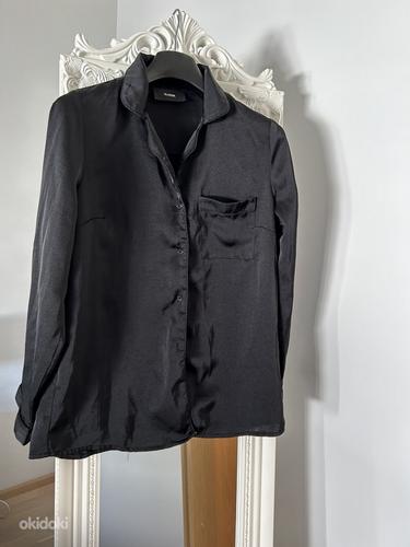 Красивая черная рубашка, размер S (фото #1)