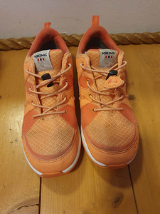 Viking gore-tex (waterproof) jalanõud s 35 (2 foto / 3)