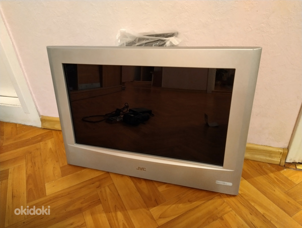 Телевизор JVC. 20"