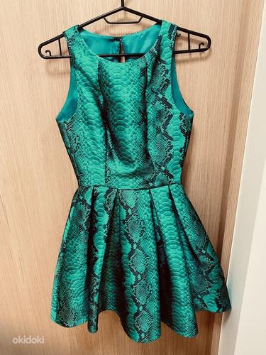 Зеленое платье (фото #1)
