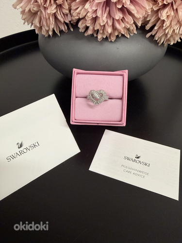 Кольцо Swarovski