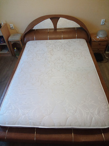 Кровать с зеркалом (3 фото из 3)