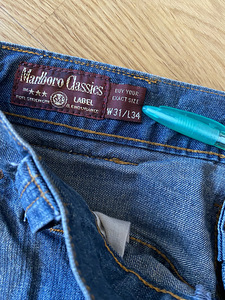 Teksad Marlboro Classics (4 foto / 7)