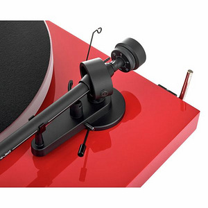 Продам Винил Pro-Ject Debut III, красный (3 фото из 7)