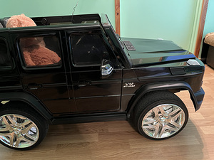 Laste auto Mercedes G65 AMG must (2 foto / 8)