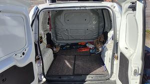 Peugeot Bipper (5 фото из 7)