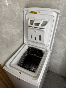 A+++ energia Whirlpool pealtlaetav pesumasin 7kg (TDLR70220) (2 foto / 7)