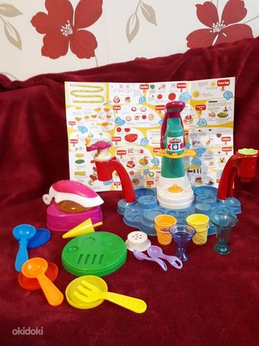 Формовочная машина Play-Doh (мороженое) и вафли (фото #1)