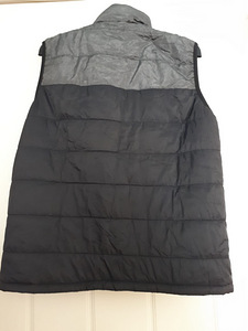 Vest, Soojendusega vest UUS, 4 soojendustsooni M (2 фото из 6)