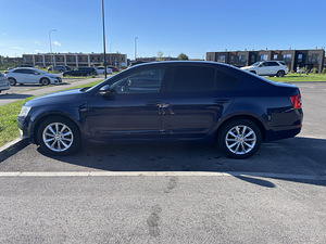 Skoda Octavia 1.2 77kW (3 foto / 14)