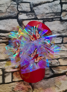 Коробочка с искусственными бабочками Высота 25см Цвет красны