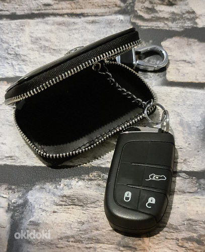 Чехол для авто ключа с авто лого (фото #2)