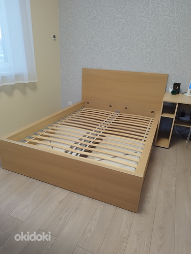 Кровать из ИКЕА (фото #1)