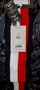 Uus joppe Tommy Hilfiger (5 foto / 5)