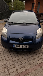 Toyota Yaris 132000km (3 foto / 10)