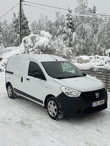 Dacia Dokker (10 фото из 11)